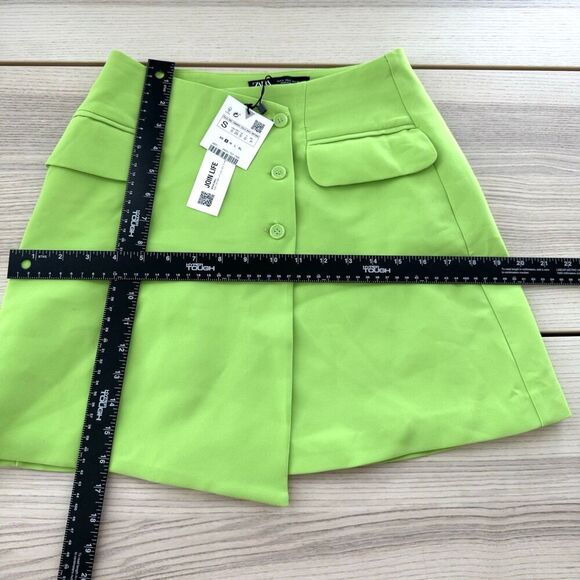 Zara Womens Mini Skirt Green Buttoned Textured High-Rise Bloggers Favorite S - Picture 6 of 9